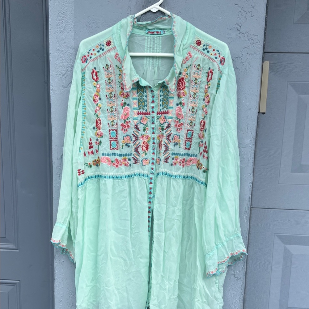 Johnny Was Light Green Embroidered Top